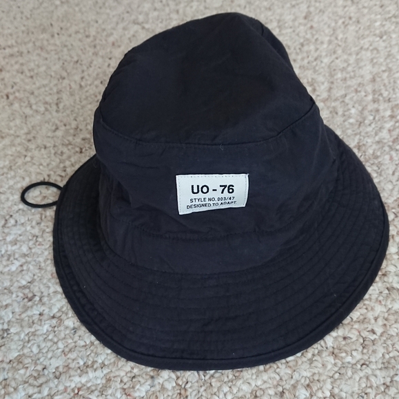UO Safari Drawstring Bucket Hat - Picture 2 of 10